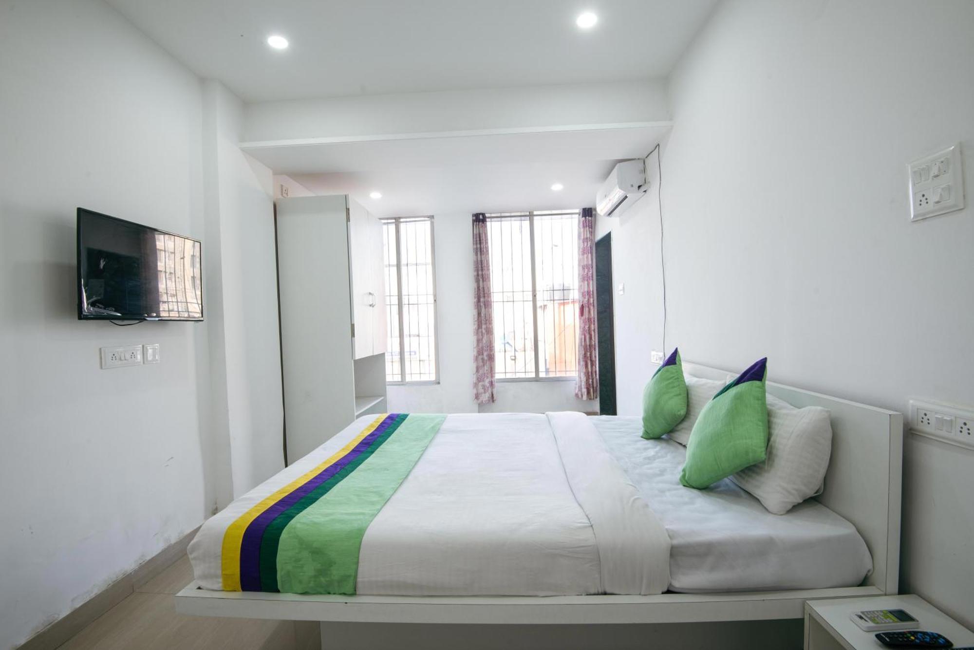 Treebo Empire Executive Premium, Hinjewadi Hotel ฮินเจวาดี ภายนอก รูปภาพ