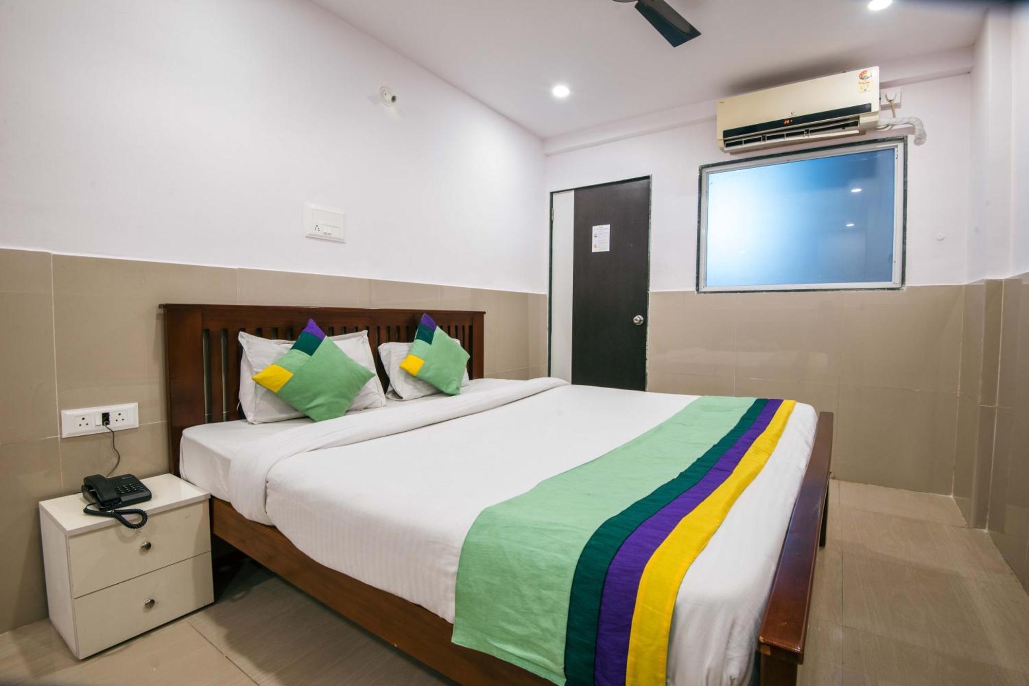 Treebo Empire Executive Premium, Hinjewadi Hotel ฮินเจวาดี ภายนอก รูปภาพ