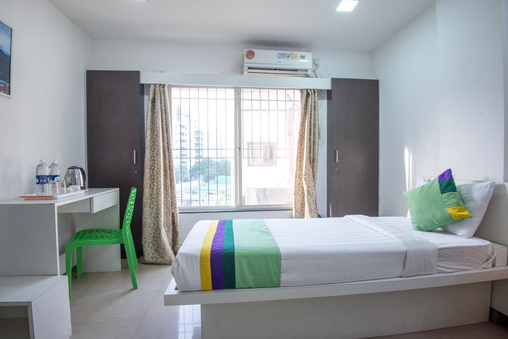 Treebo Empire Executive Premium, Hinjewadi Hotel ฮินเจวาดี ภายนอก รูปภาพ