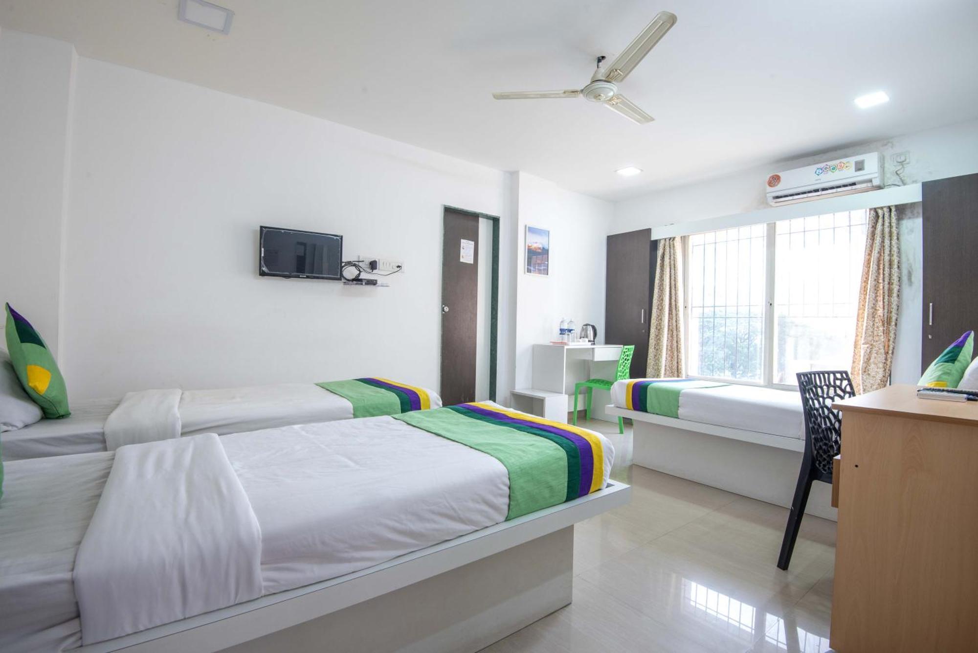Treebo Empire Executive Premium, Hinjewadi Hotel ฮินเจวาดี ภายนอก รูปภาพ