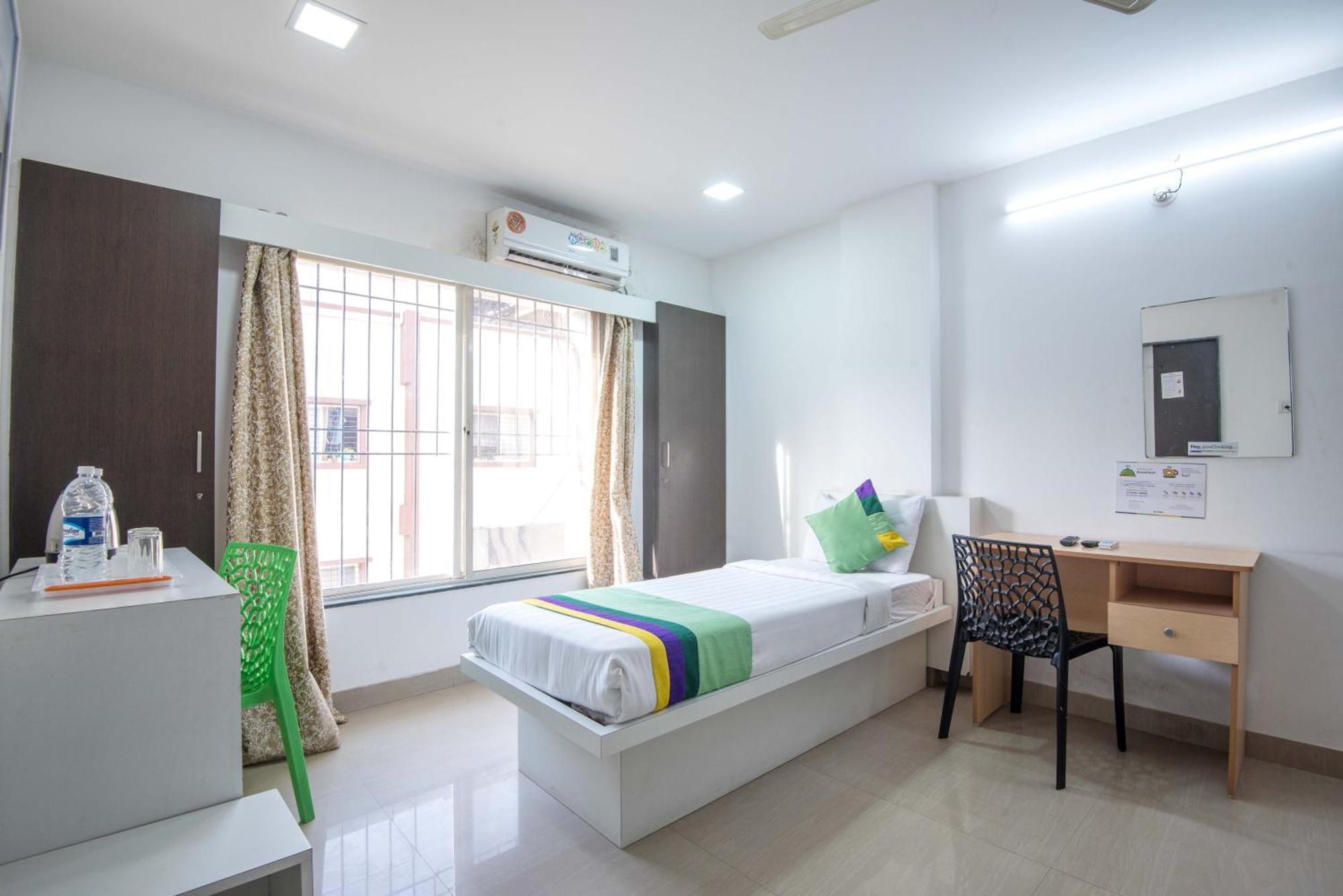 Treebo Empire Executive Premium, Hinjewadi Hotel ฮินเจวาดี ภายนอก รูปภาพ