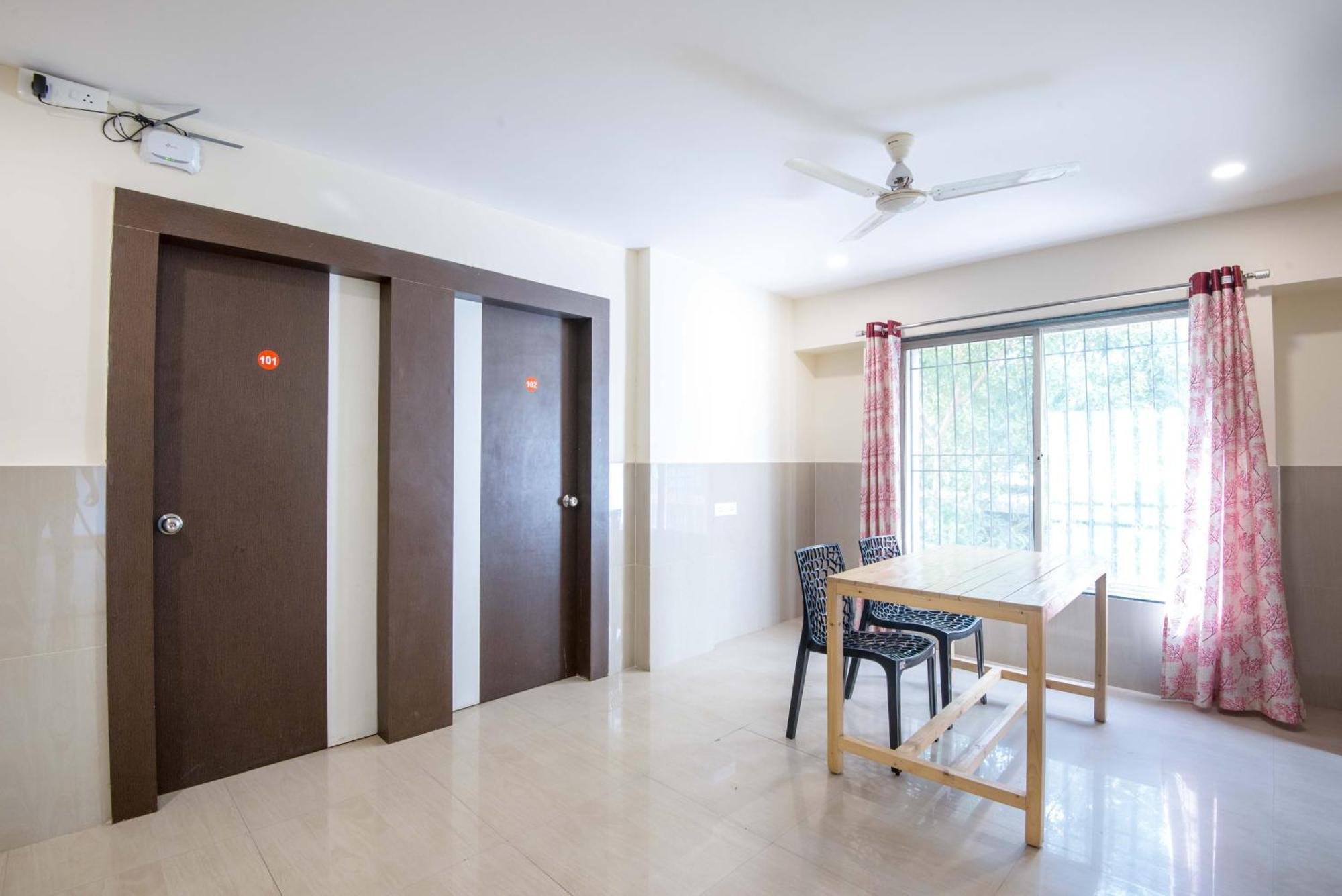 Treebo Empire Executive Premium, Hinjewadi Hotel ฮินเจวาดี ภายนอก รูปภาพ