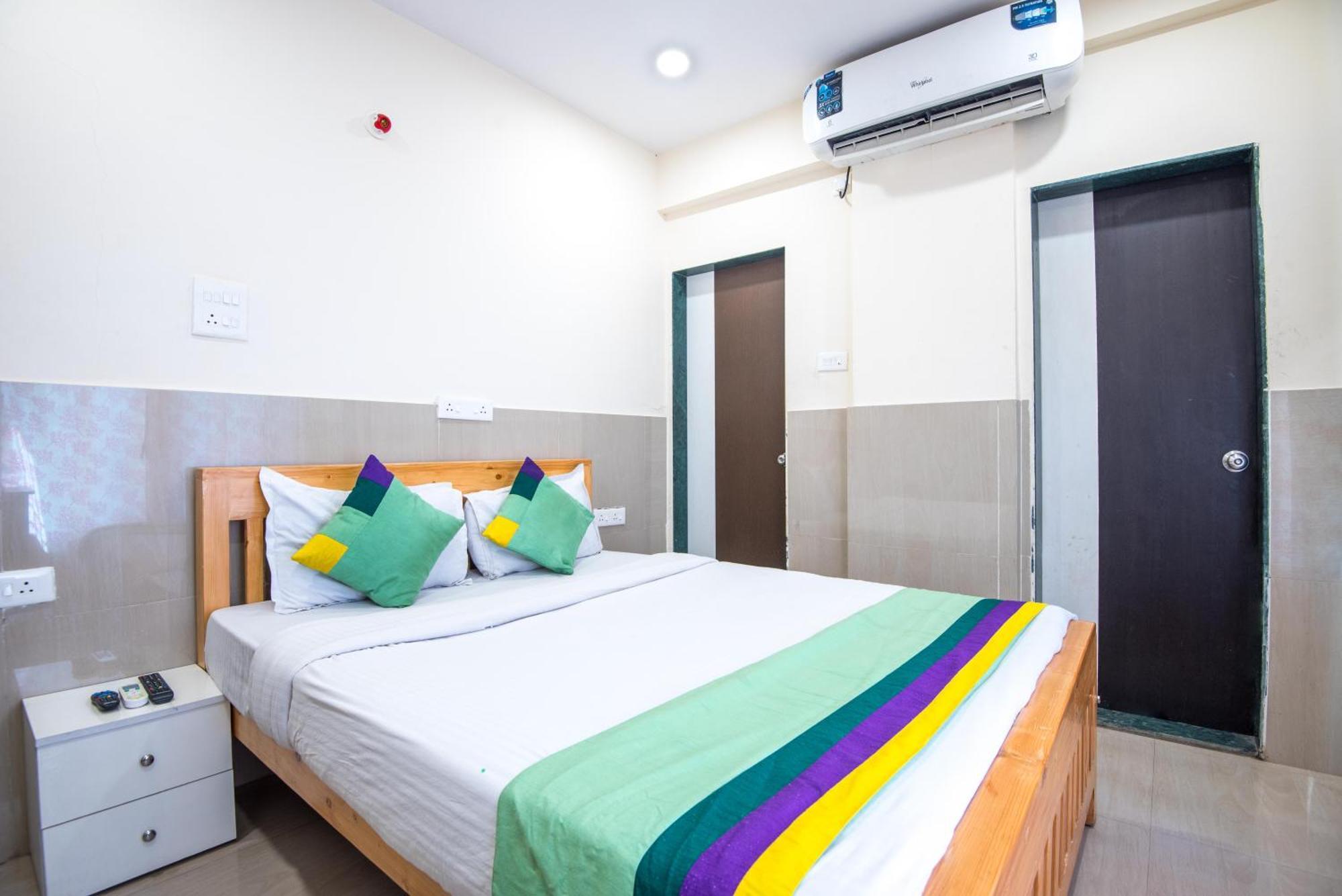 Treebo Empire Executive Premium, Hinjewadi Hotel ฮินเจวาดี ภายนอก รูปภาพ